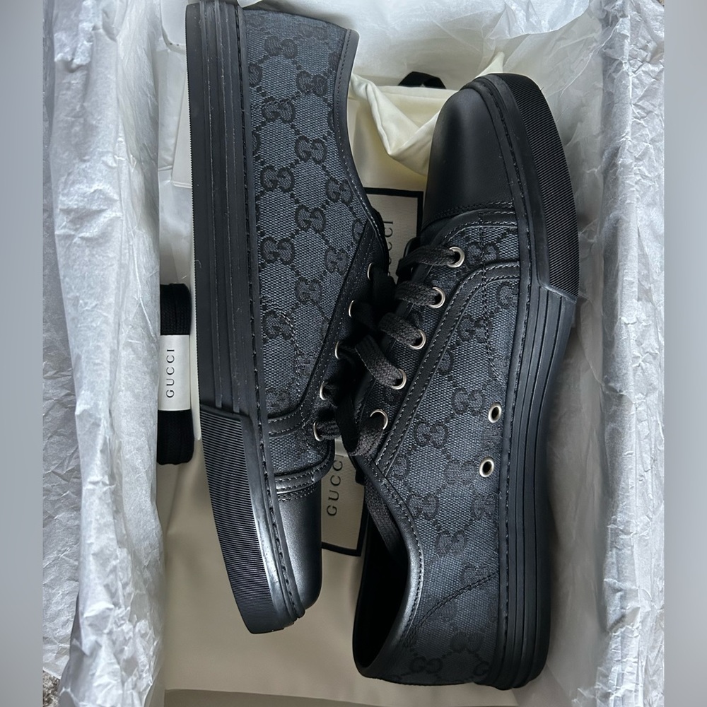 New Authentic Gucci Sneakers Black Monogram canvas. Gucci size 9USA size 10